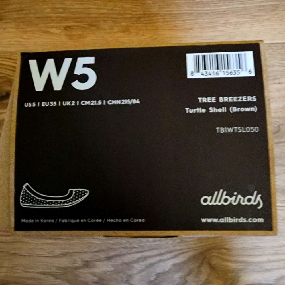 Shoes Allbirds size 5 purple- hardly worn